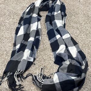 ⭐️ 2/$10 - Checkered Black Blue and White Scarf